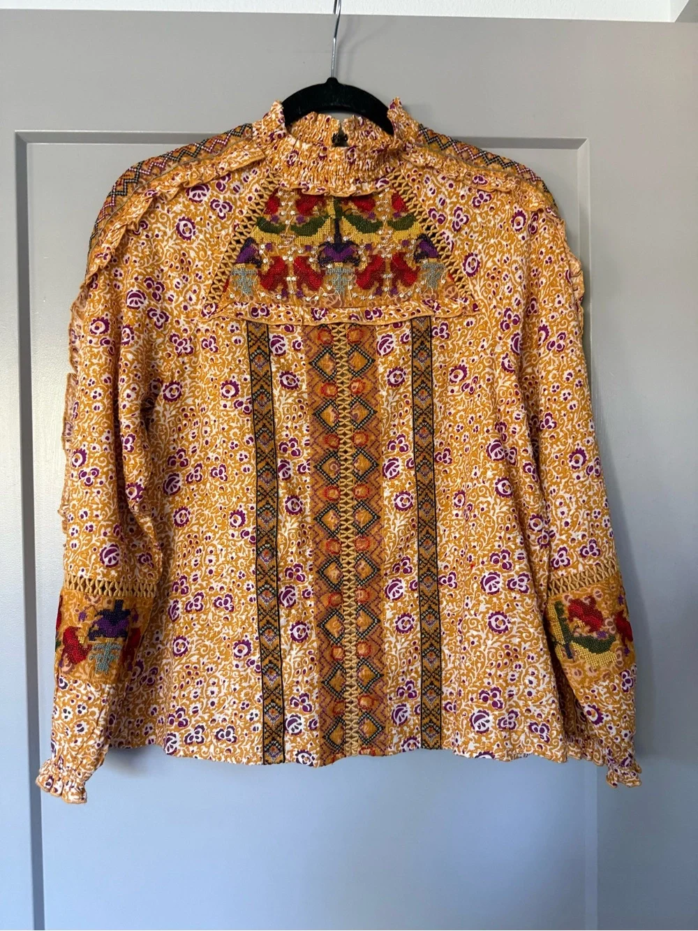 Anthropologie Maeve Embroidered Goldie Top Size 2